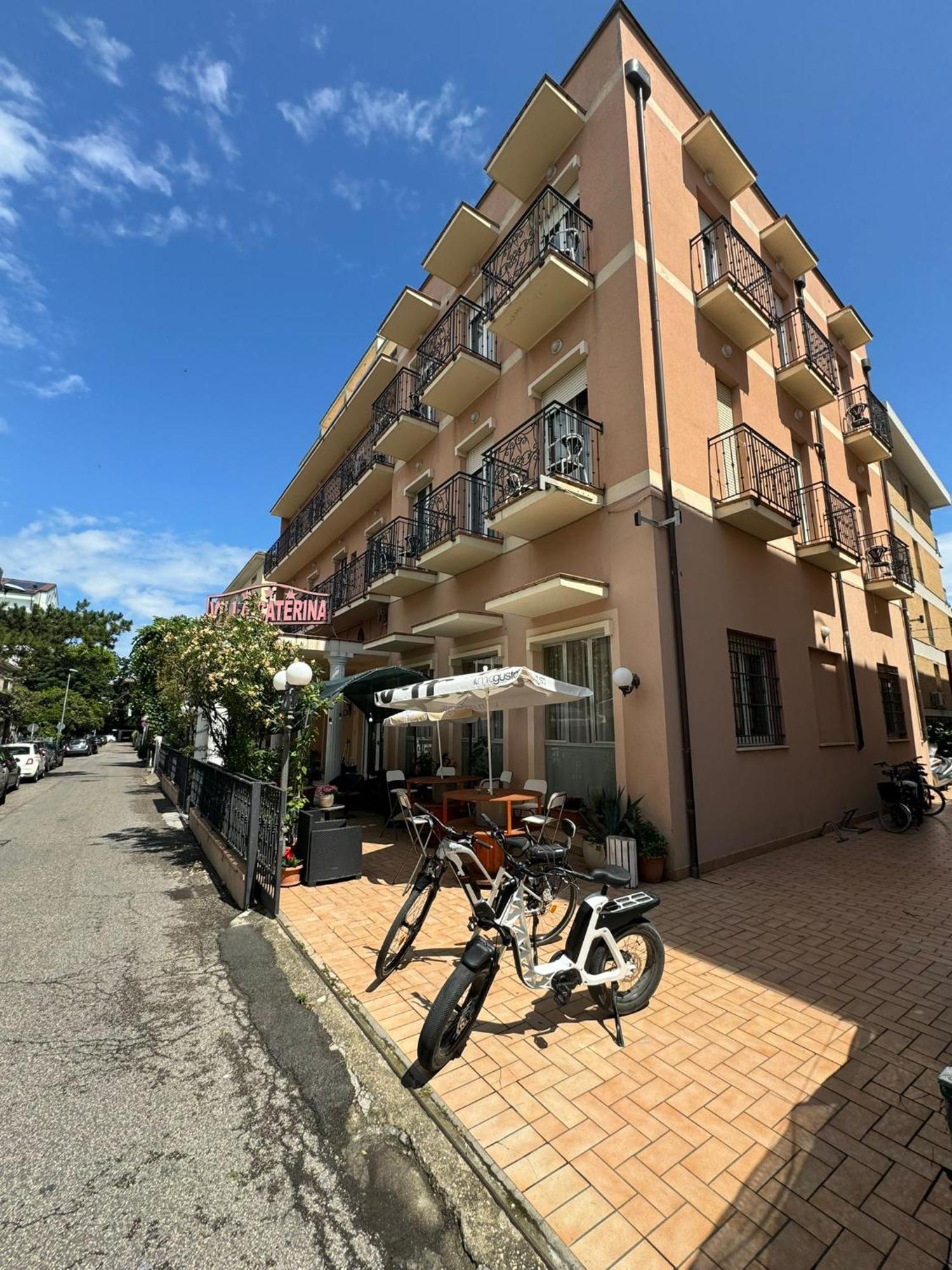 רימיני Hotel Villa Caterina מראה חיצוני תמונה